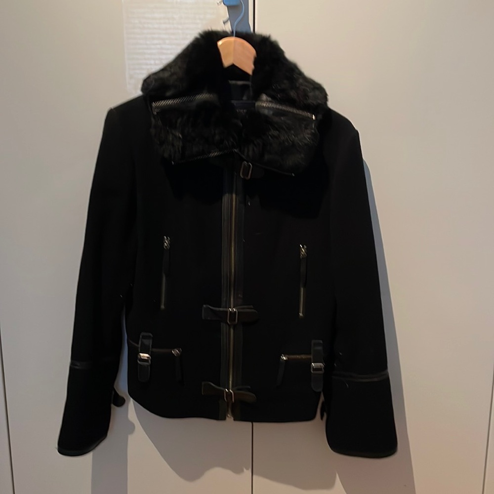 Winter jacket with fur collar